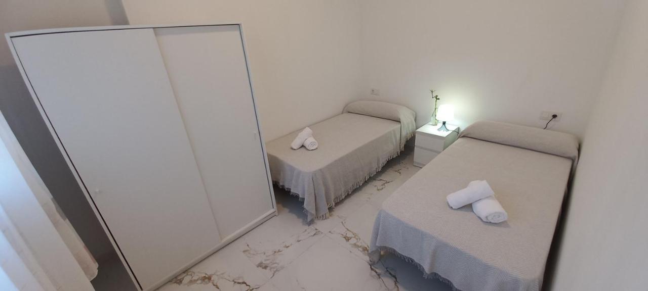 Confort Apartamento 2 Dormitorios กอร์โดบา ภายนอก รูปภาพ